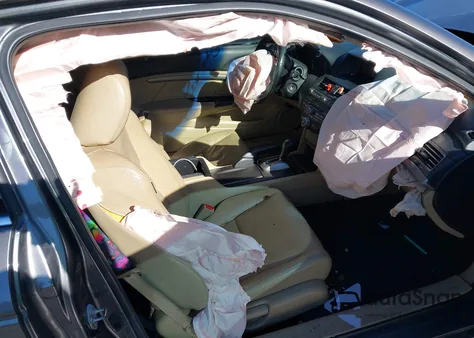 2010 Honda Accord 3.5 Ex-L из США, поврежденный, VIN 1HGCS2B86AA008624